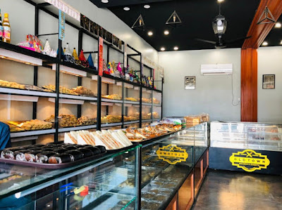 Old Town Sweets & Bakers
