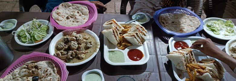 Cafe Ashraf Hotel&BbQ/Prop Awan Brothers