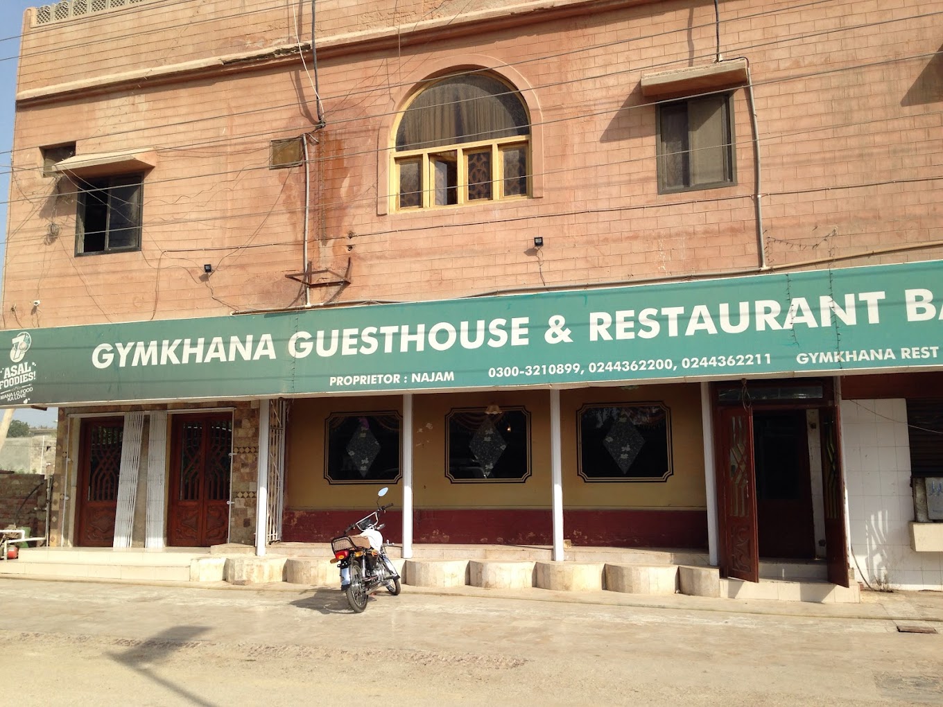 Gymkhana Hotel & Restaurant