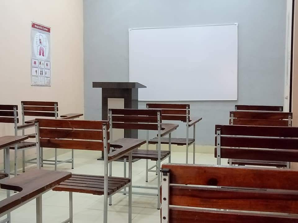 Laar Institute of Paramedics and Allied Health Sciences Badin - LIPAHS