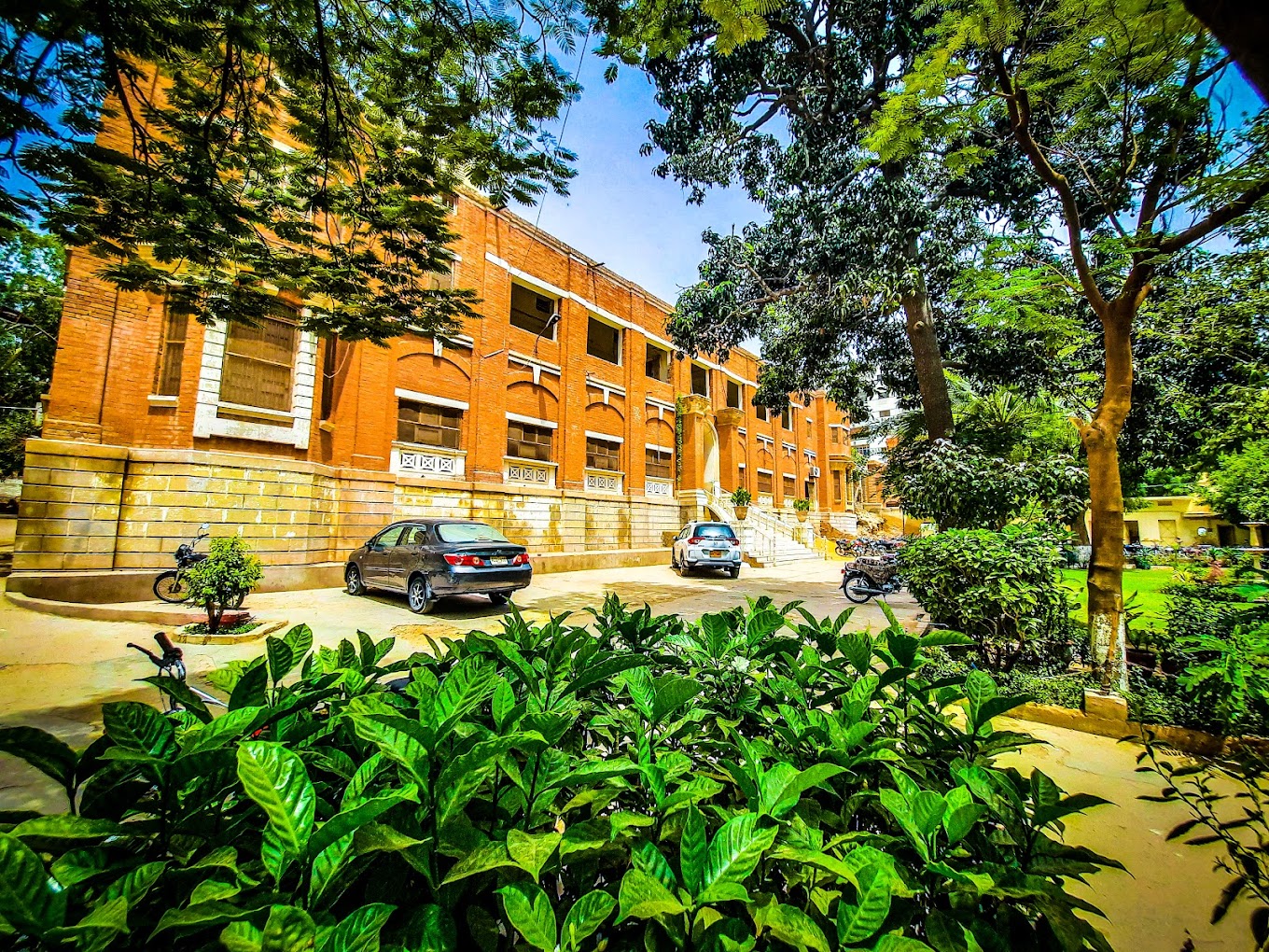 Meetharam Institute of Law, University of sindh