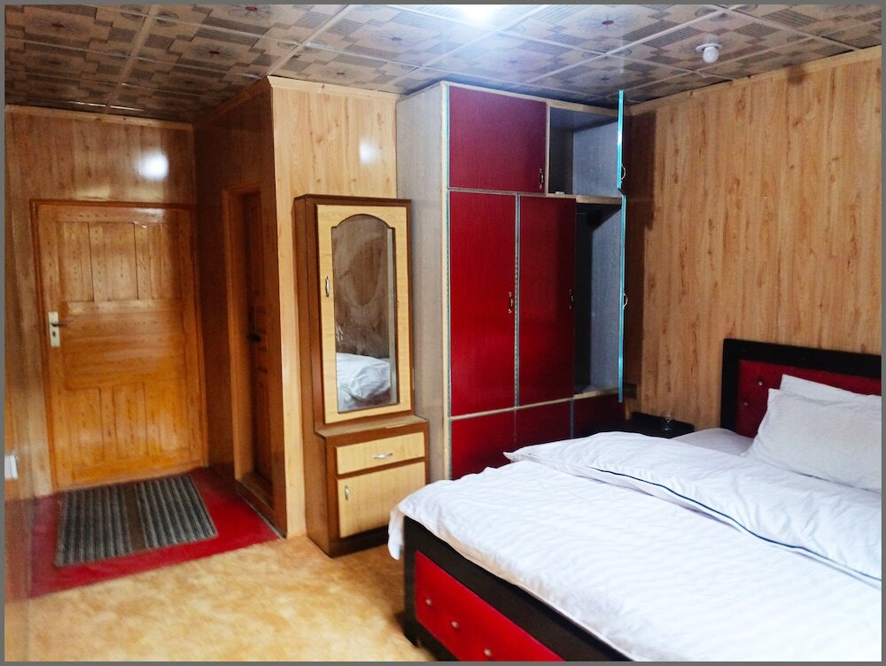 Tourist Home Khaplu