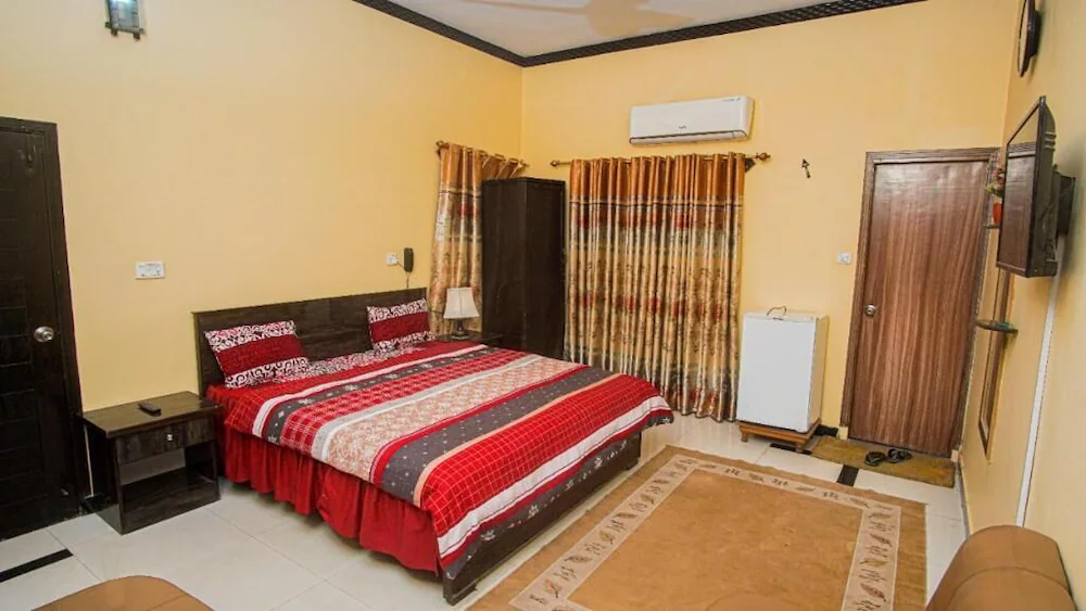 Season inn Guest House
