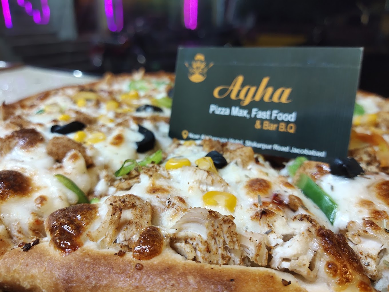 Agha pizza max