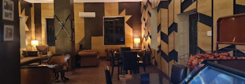 Damsaz Khan Lounge