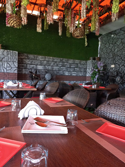 Desi Mehfil Restaurant