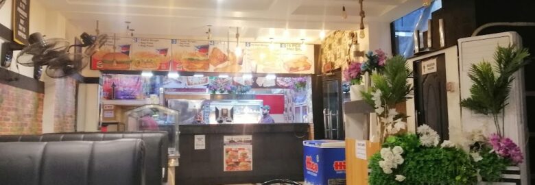 Chicken Hut Café & Restaurant