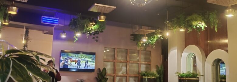 Golden Castle Restaurant Chiniot