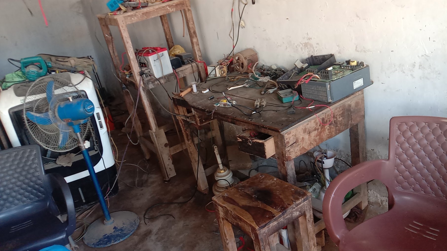 Sindhri Electronics&solar enrgy