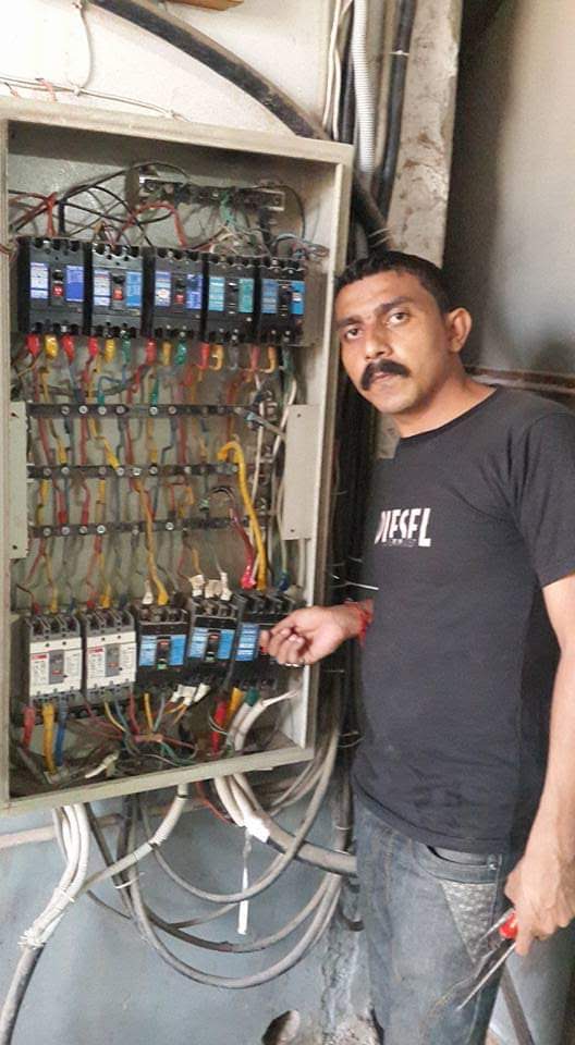 Korangi Electrician K.K