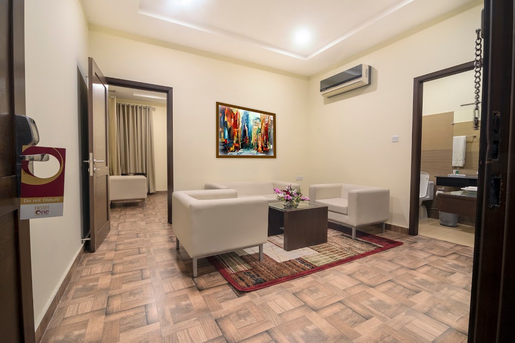 Hotel One Sahiwal
