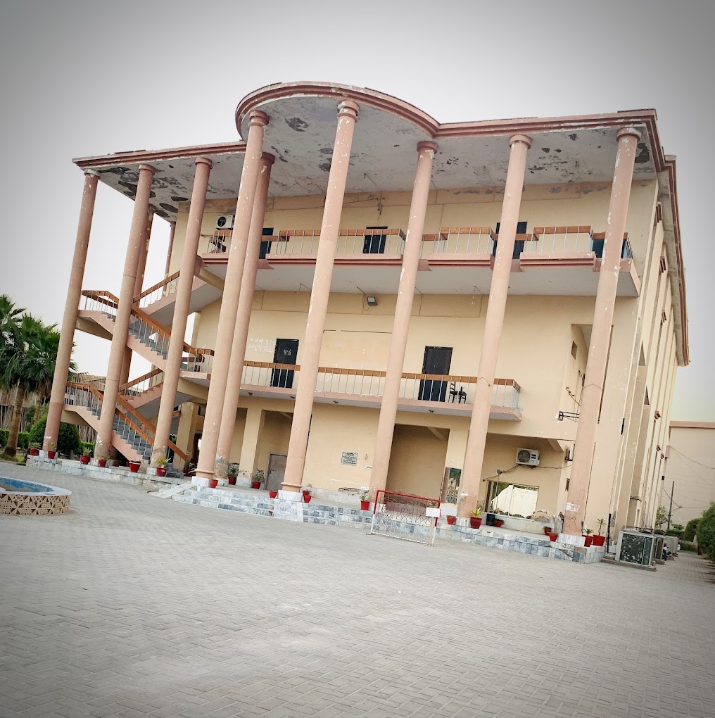 Chandka Medical College