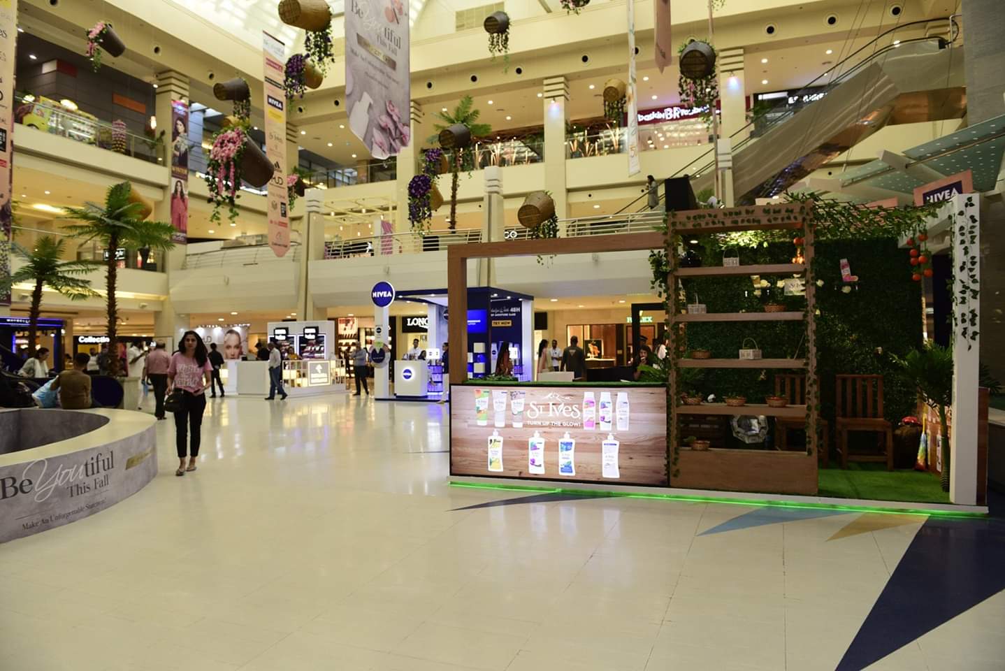 Dolmen Mall Tariq Road