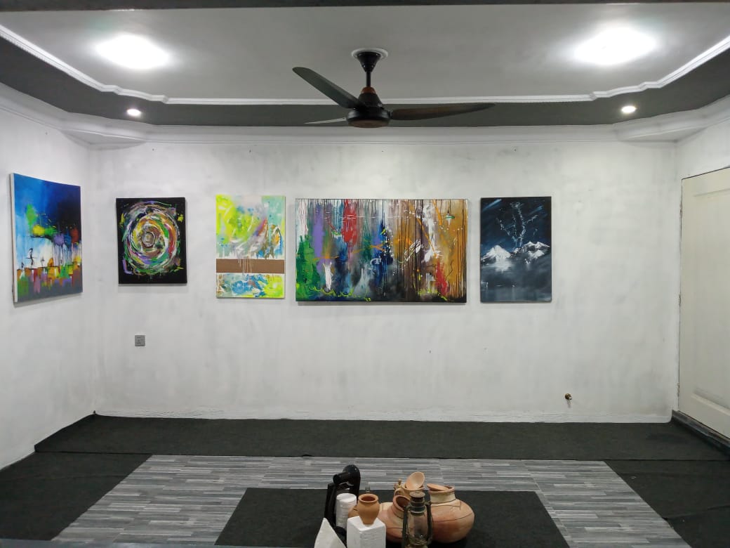 DA VINCI ART STUDIO & GALLERY