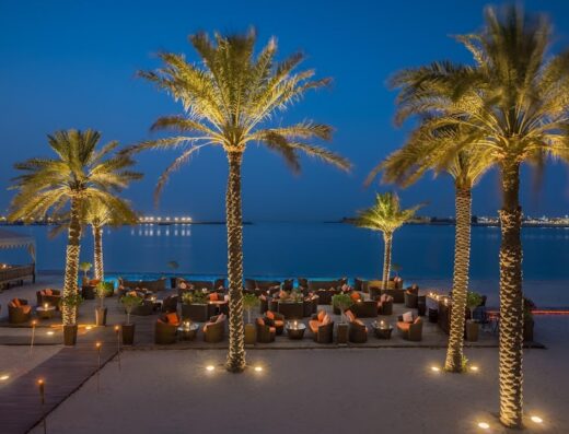 Breeze Lounge