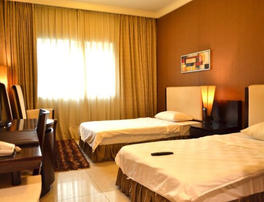 Crystal Plaza Hotel