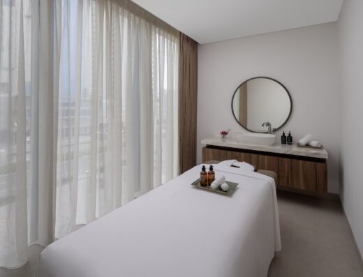 Holiday Inn Dubai Business Bay by IHG