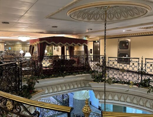 Landmark Plaza Hotel