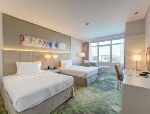 Millennium Lakeview Hotel
