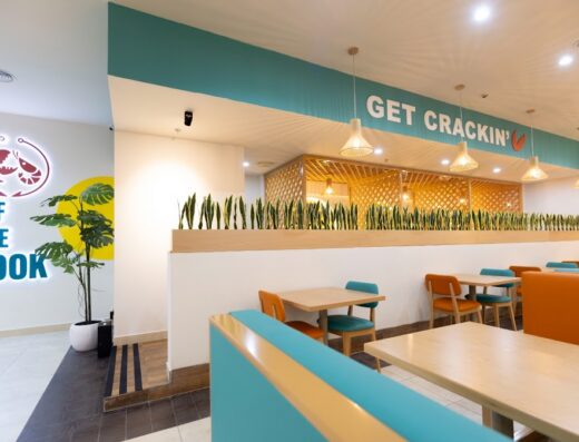 Off the Hook Seafood Restaurant – Deerfields Mall