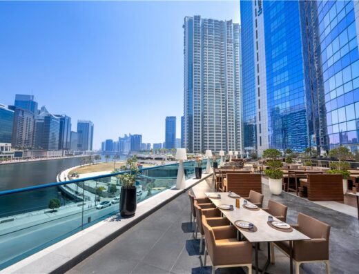 Radisson Blu Hotel, Dubai Waterfront