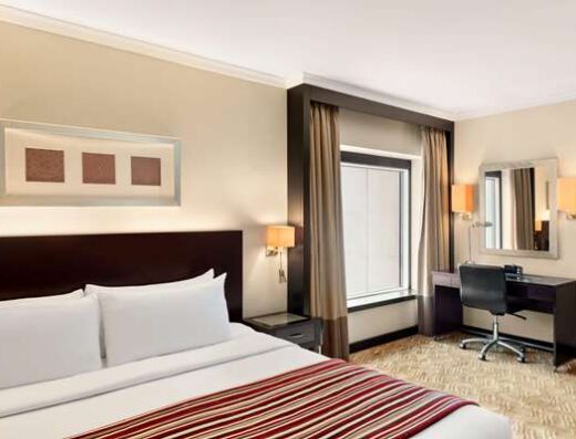 Ramada Plaza by Wyndham Dubai Deira