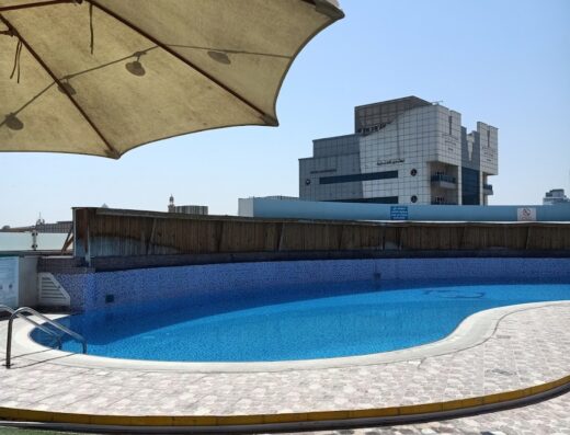 Sunday Hotel Holiday international Dubai