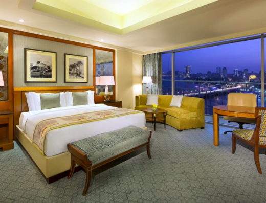 The Ritz-Carlton, Dubai